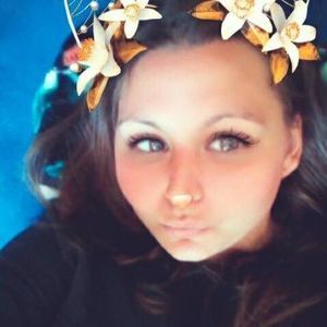 Meet your Posher, Vicky